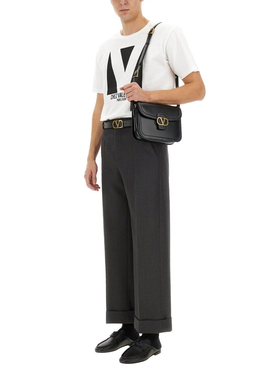 Valentino T-SHIRT EN COTON AVEC IMPRIMÉ "CHEZ VALENTINO"