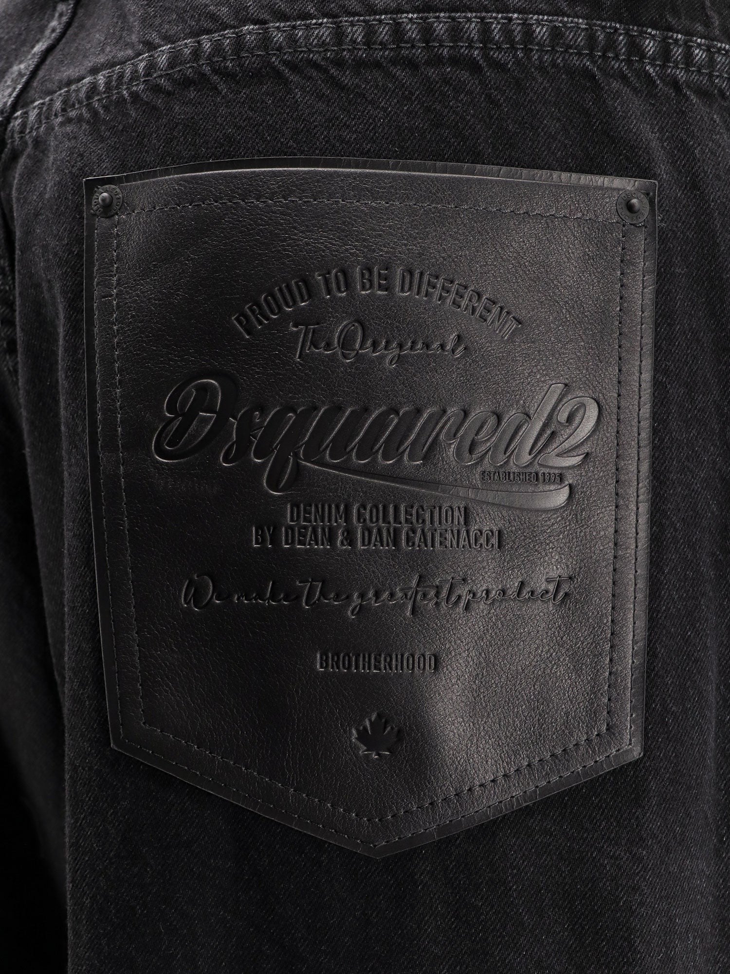 Dsquared2 Voľné džínsy