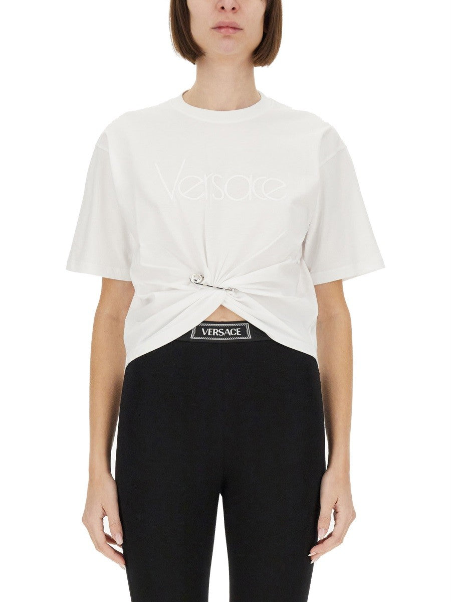 Versace "1978 RE-EDITION SAFETY PIN" CAMISETA