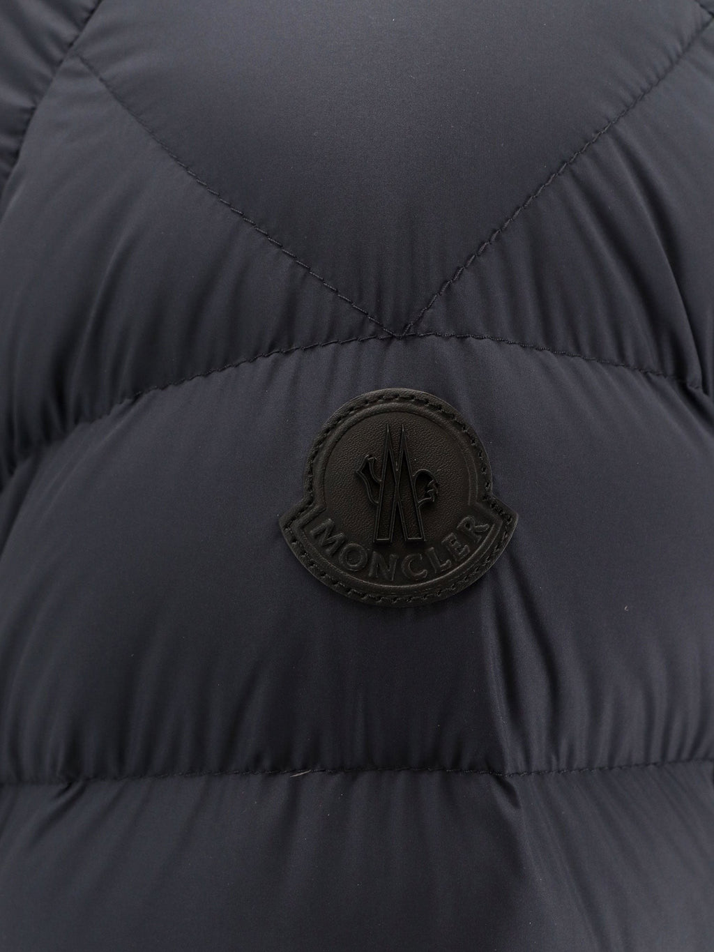 Moncler Arneb down jacket with ton-sur-ton logo patch