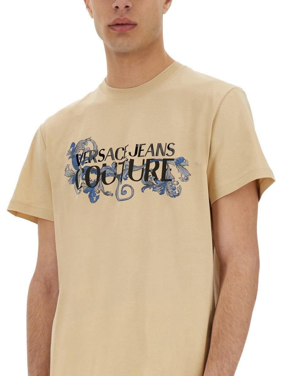 Versace Jeans Couture BAROQUE OUTLINE LOGO T-SHIRT | Shop