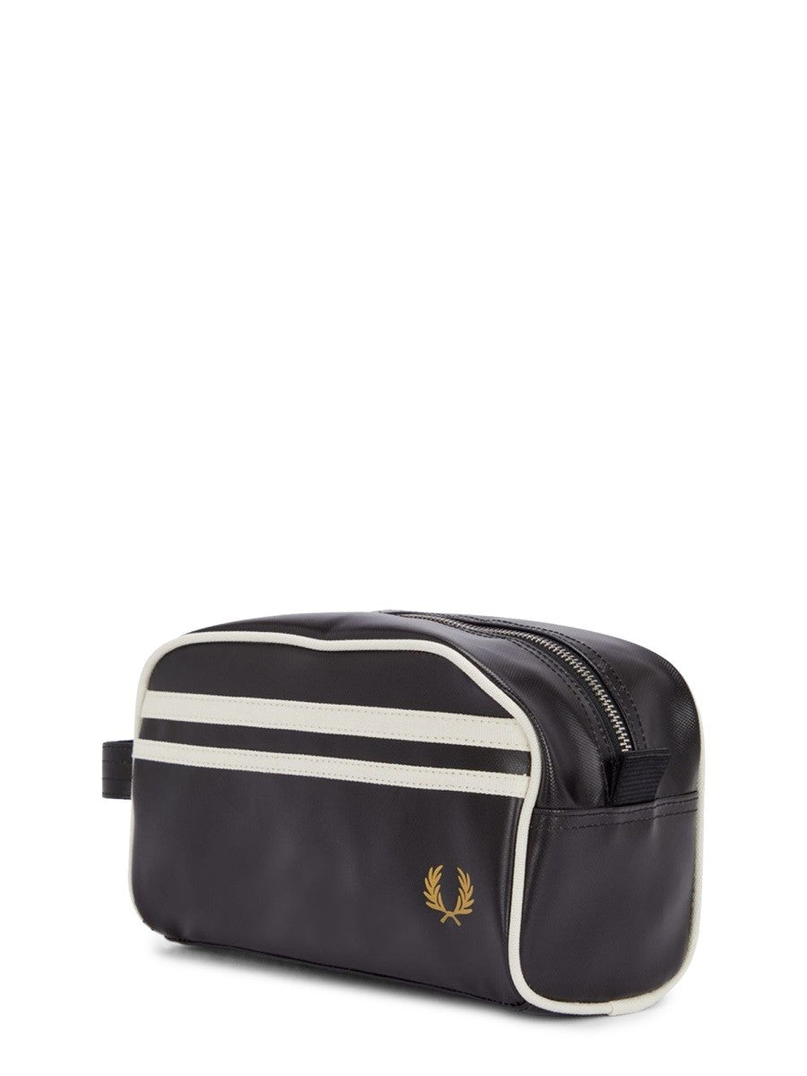 Fred Perry BEAUTY CASE "LAUREL WREATH"