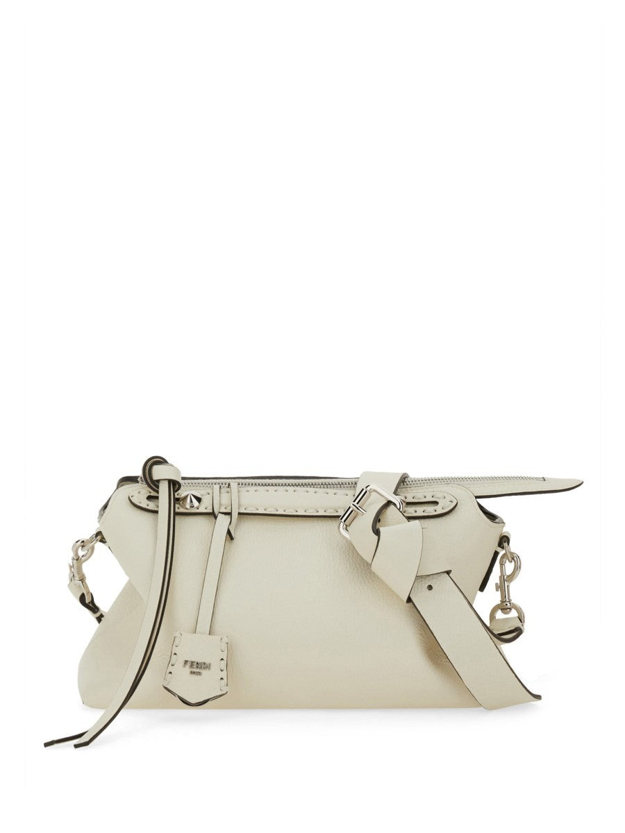 Fendi حقيبة سرج متوسطة BY THE WAY