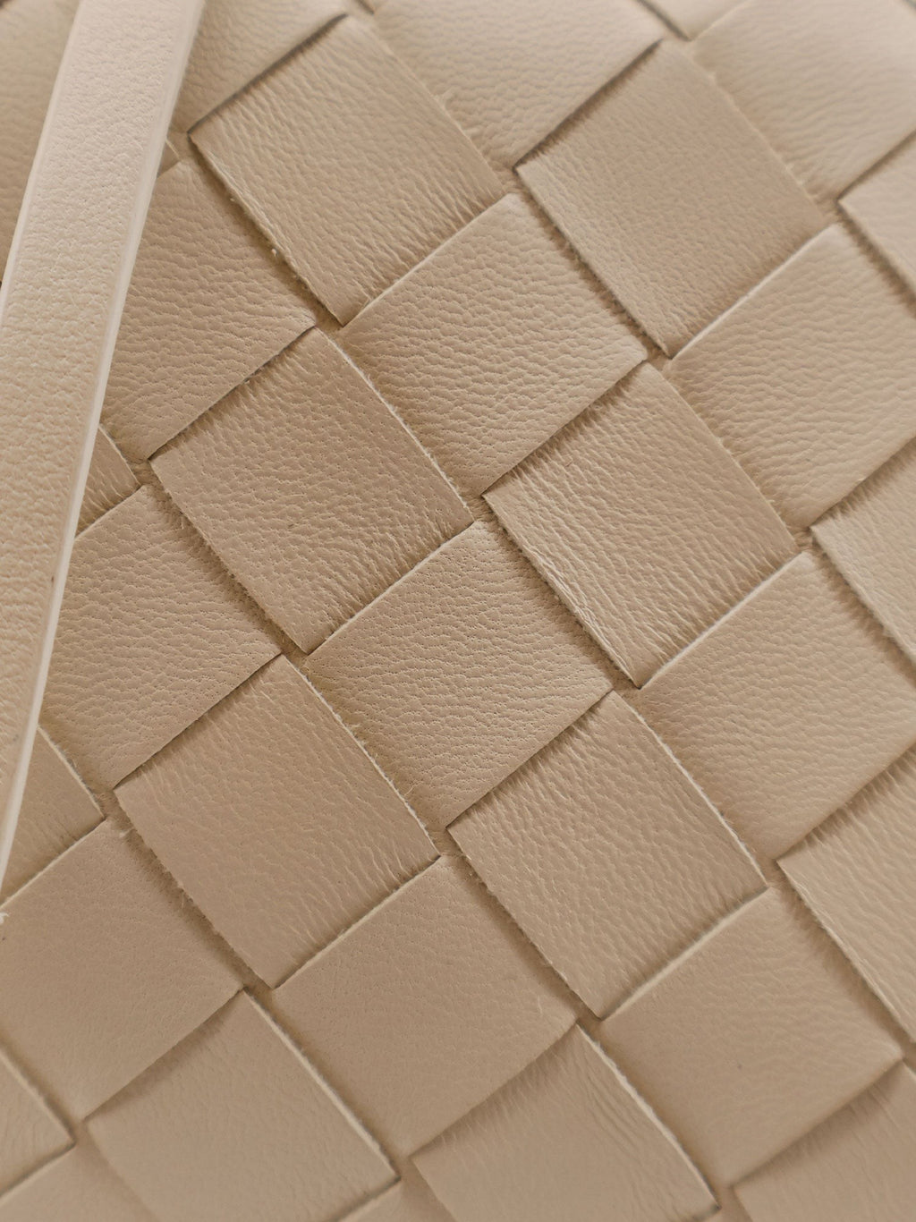 Bottega Veneta Concert Pouch leather crossbody bag with Intrecciato motif
