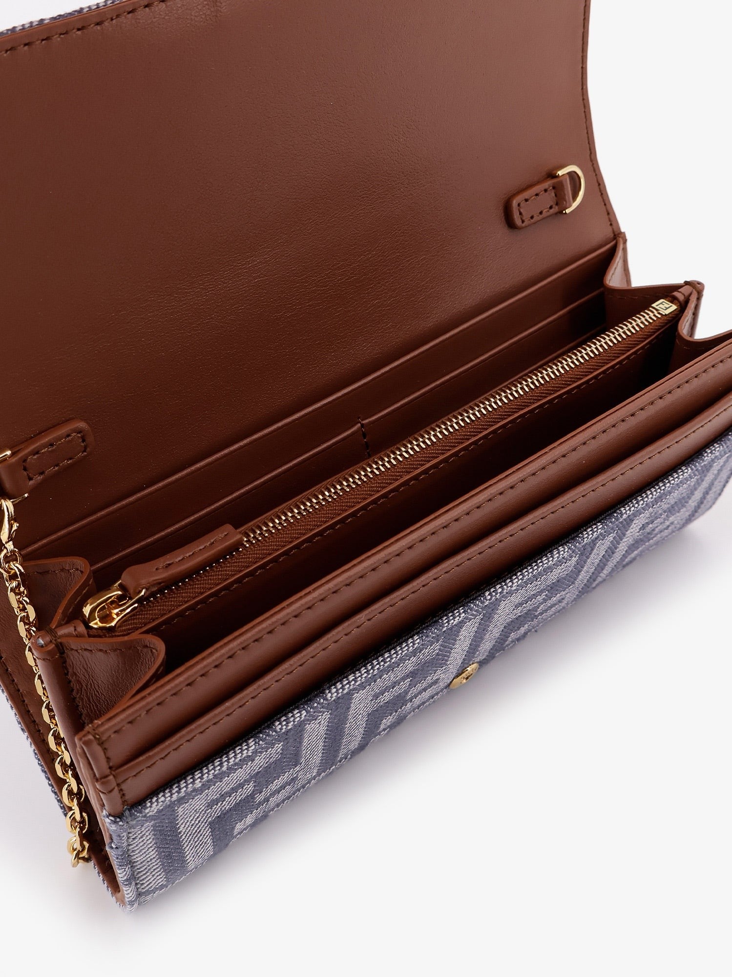 Fendi Continental With Chain Baguette Geldbörse