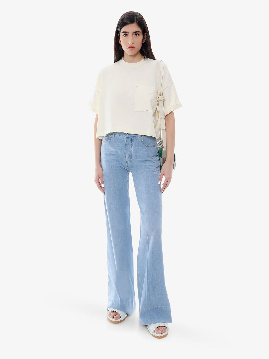 Bottega Veneta Τζιν από βαμβάκι με δερμάτινη ετικέτα πίσω