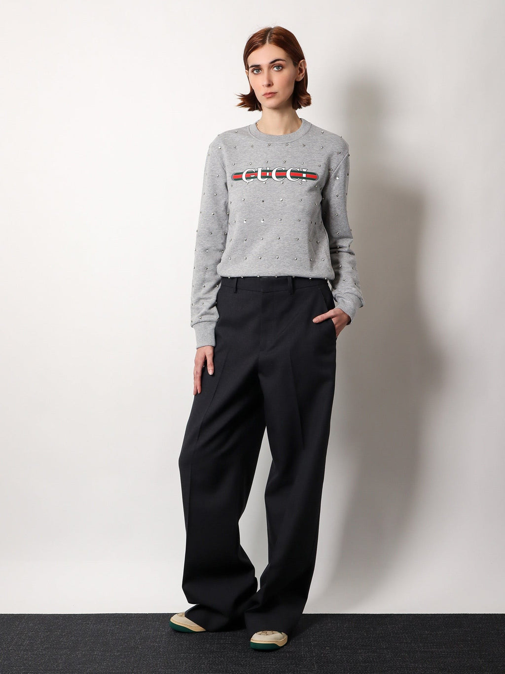 Gucci Baumwoll-Sweatshirt mit Allover-Strasssteinen