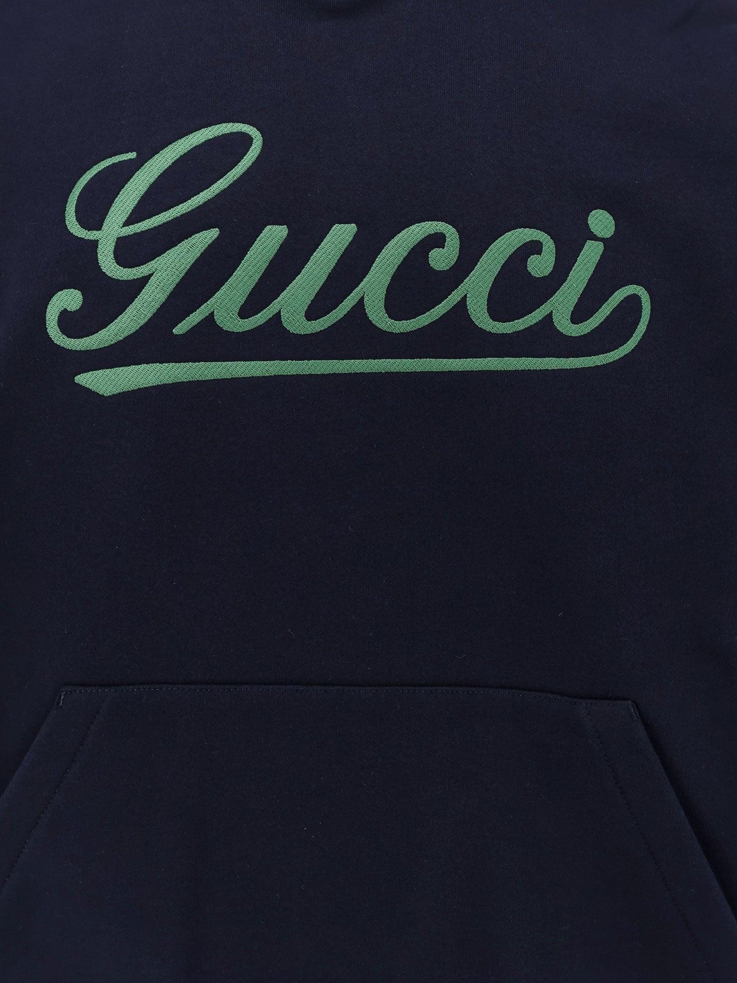 Sweat-shirt en coton Gucci avec broderie Gucci sur le devant