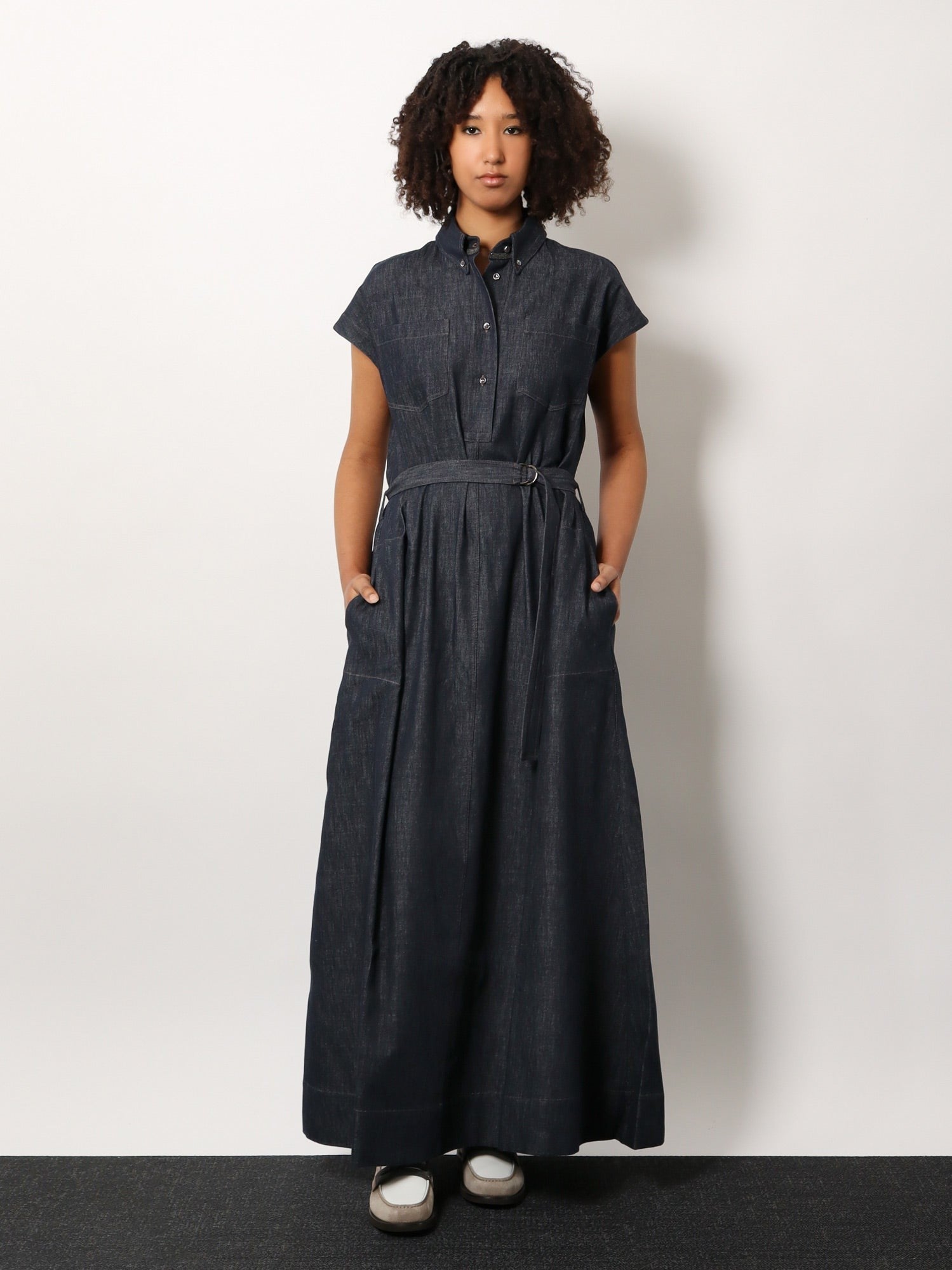 Brunello Cucinelli Langes Jeans-Chemisierkleid