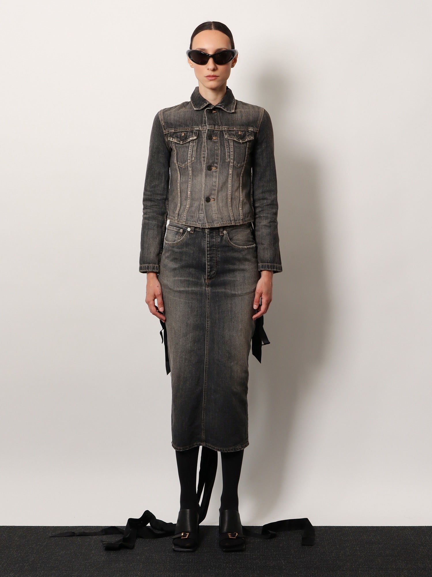 Balenciaga Jeansjacke mit Satinbändern
