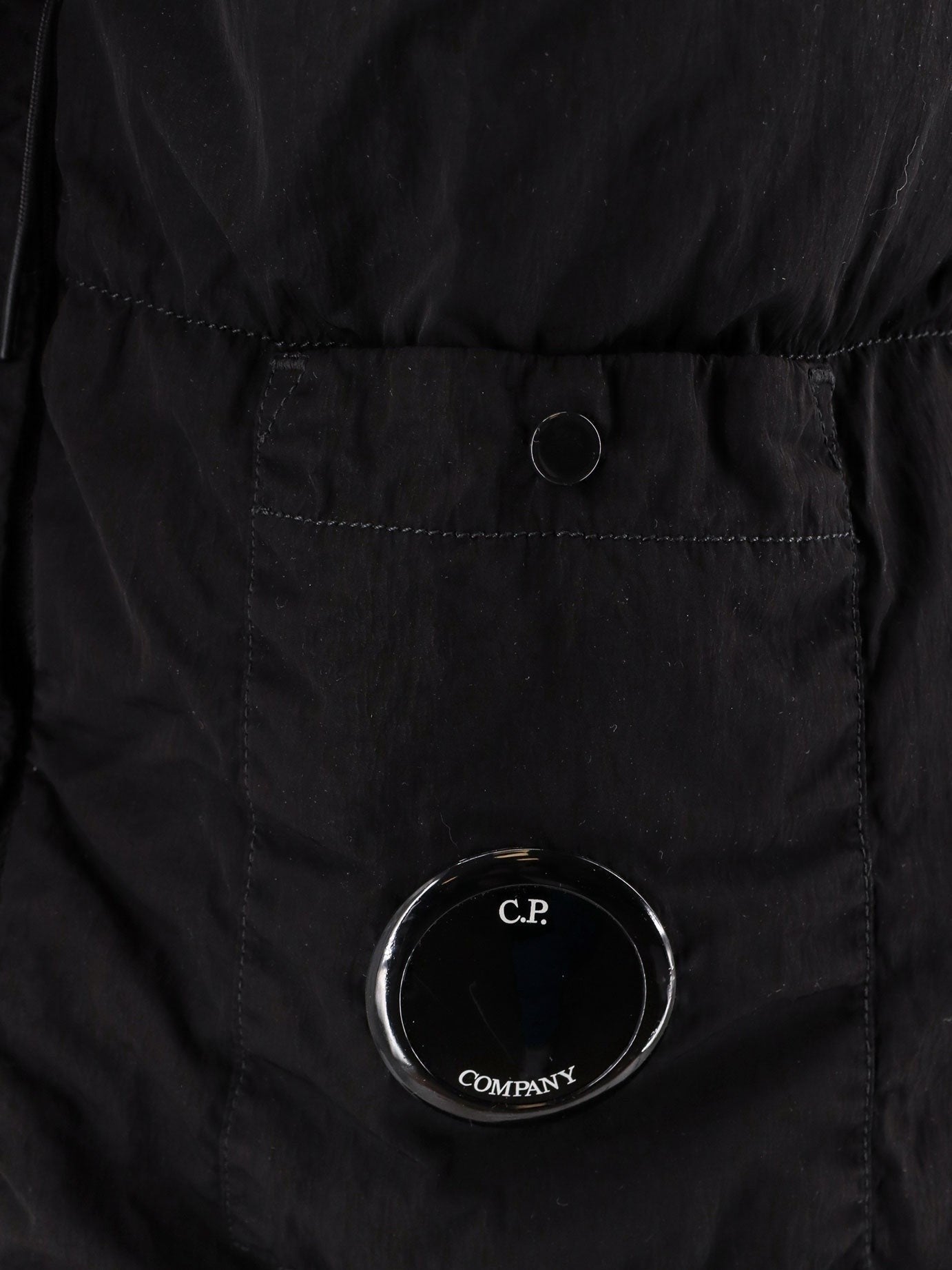 CP Company Eco-chrome r bunda bez rukávů