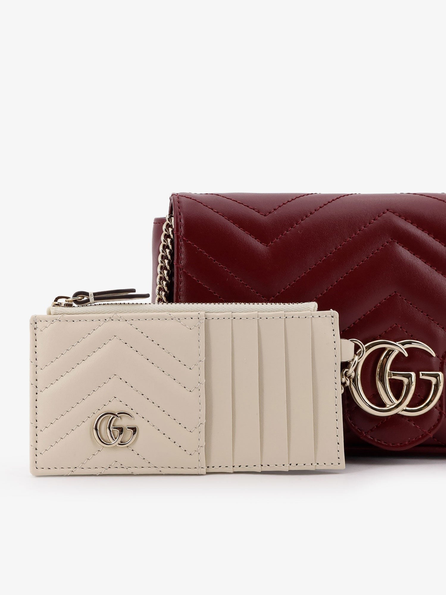 Gucci GG Marmont Small matelassé leather shoulder bag