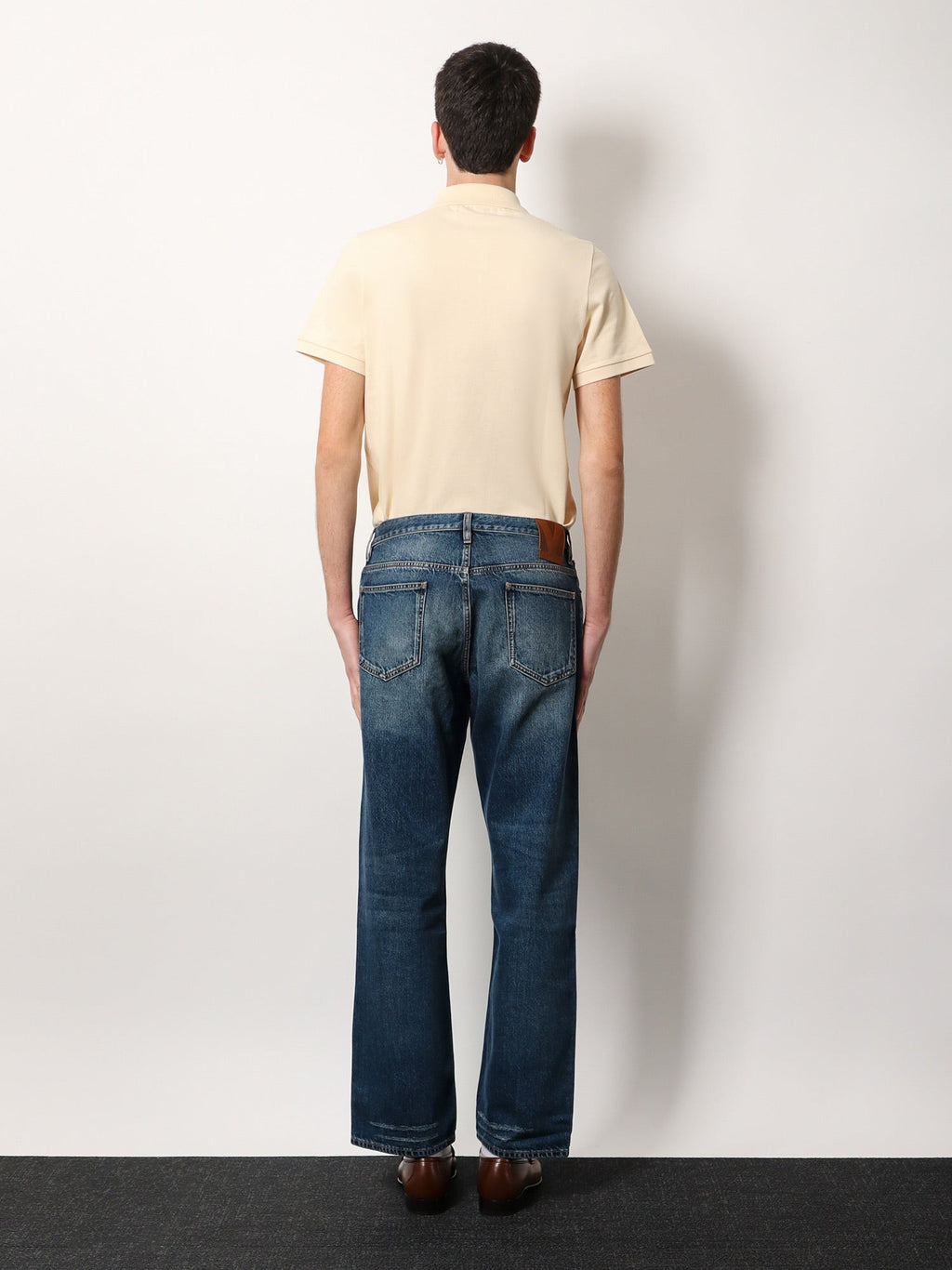 Valentino Jeans mit Chez Valentino Etikett
