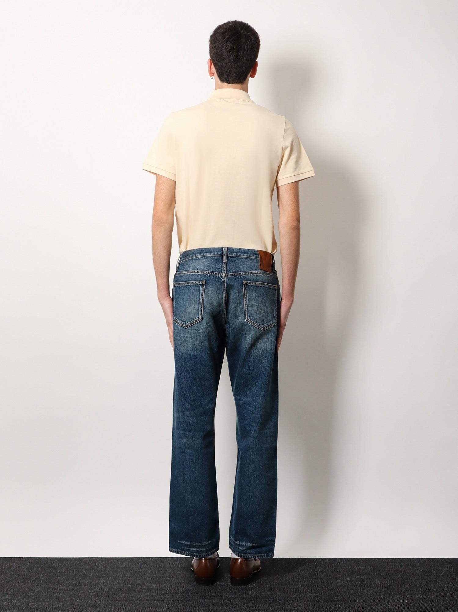 Valentino Jeans mit Chez Valentino Etikett