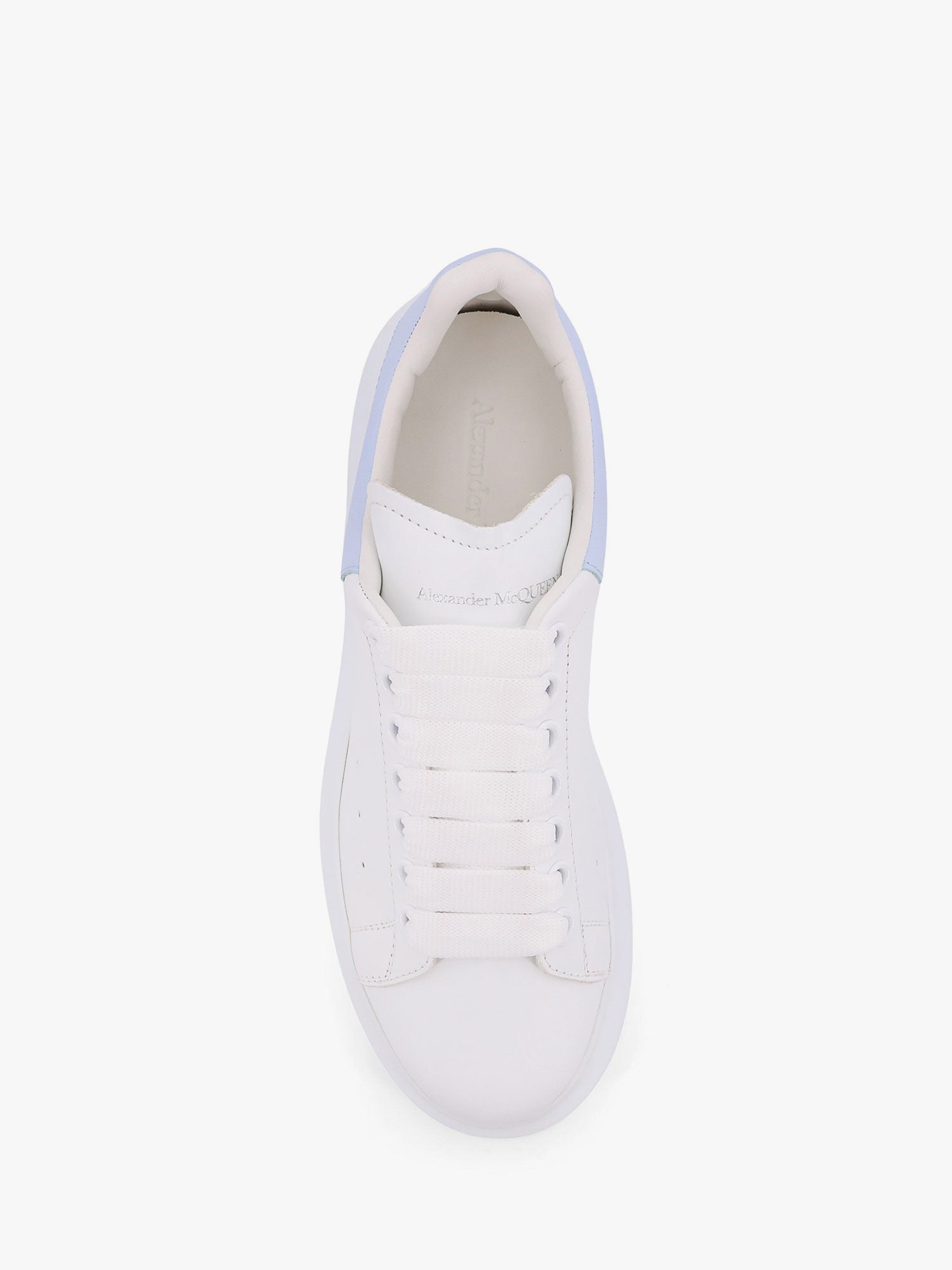 Alexander Mcqueen Larry odos sportbačiai su ikoniniu logotipo elementu