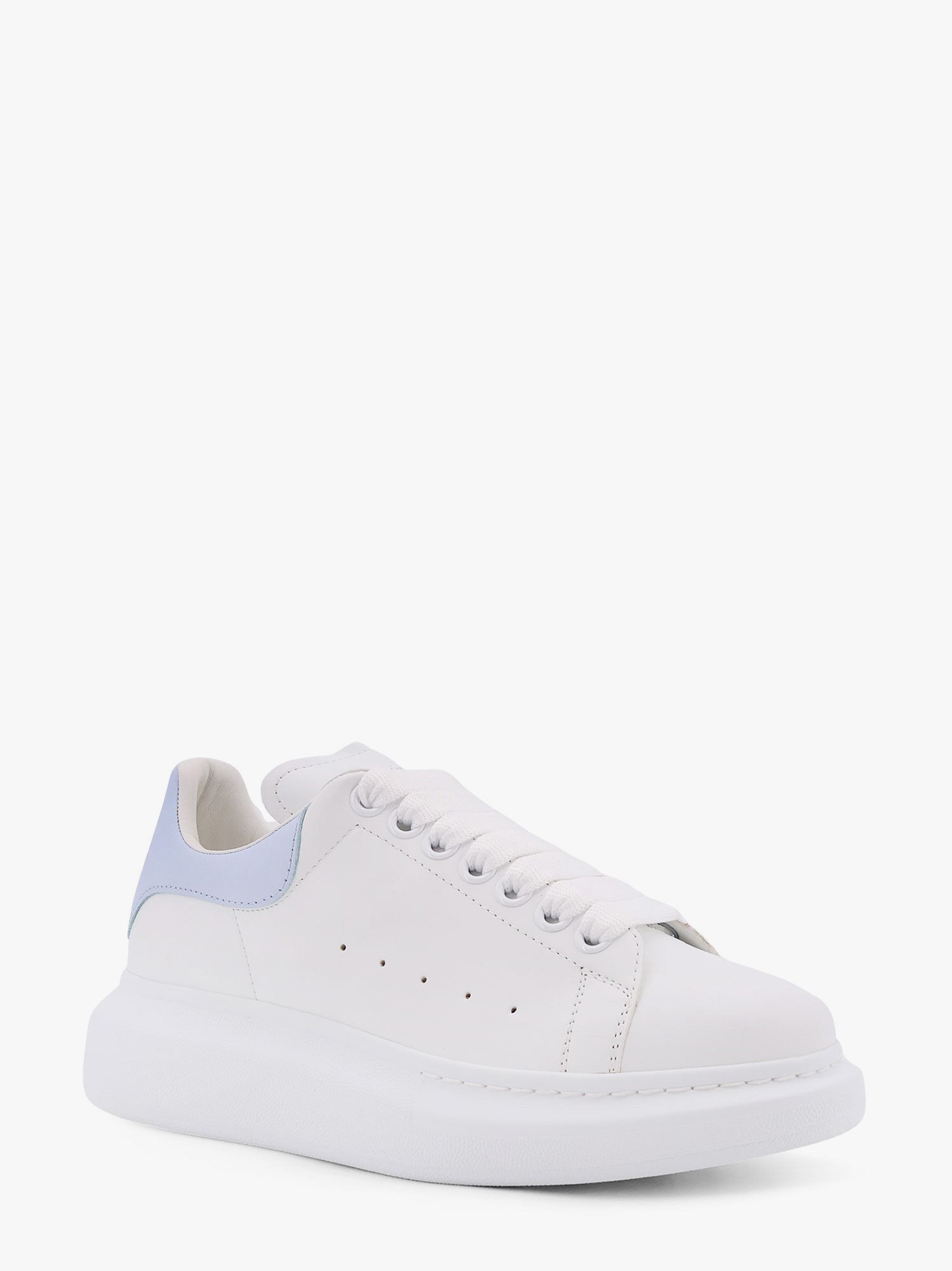 Alexander Mcqueen Larry odos sportbačiai su ikoniniu logotipo elementu