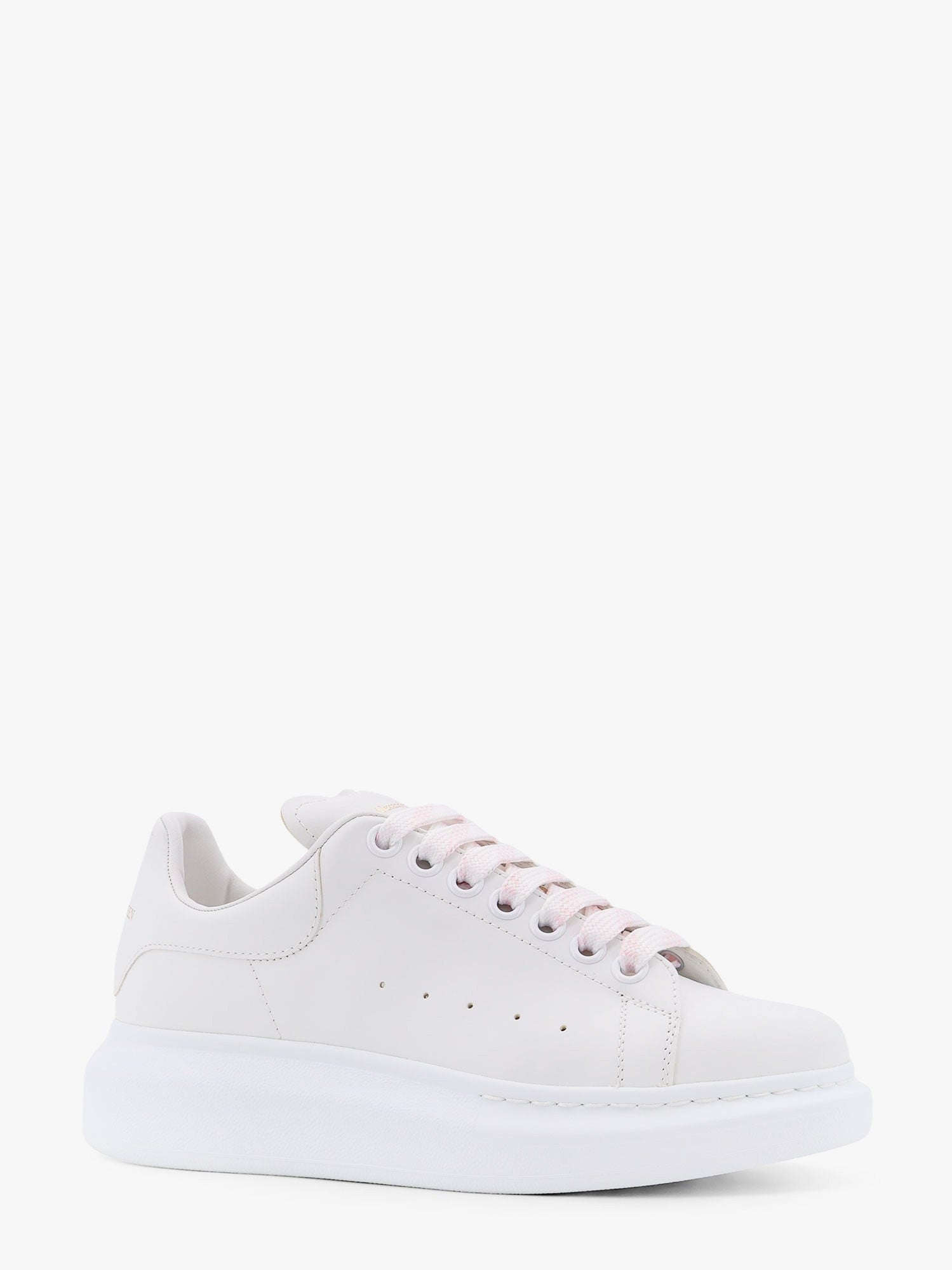 Alexander Mcqueen Larry leather sneakers with logo detail on the back