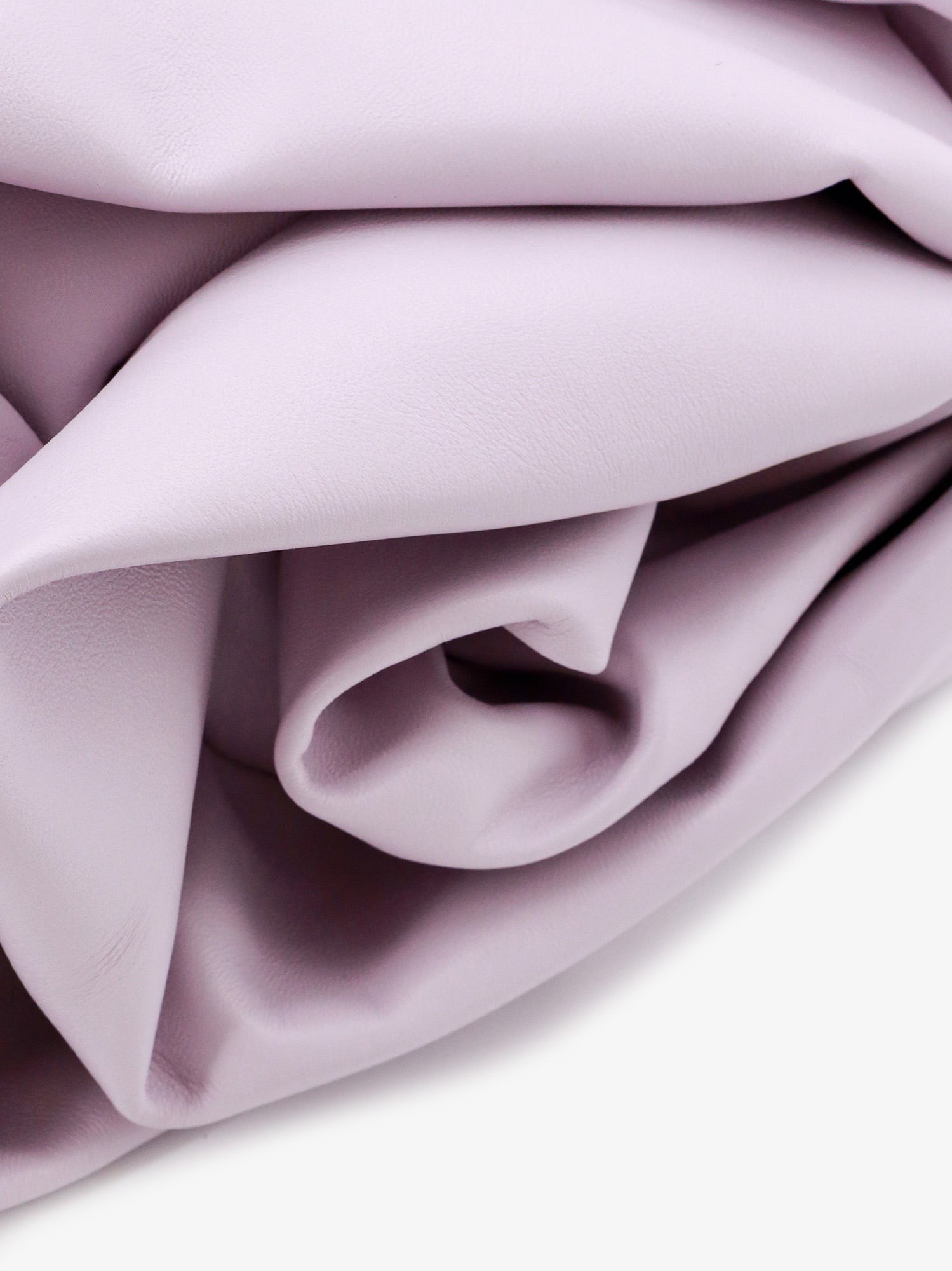 Burberry kožená clutch kabelka s přední růží