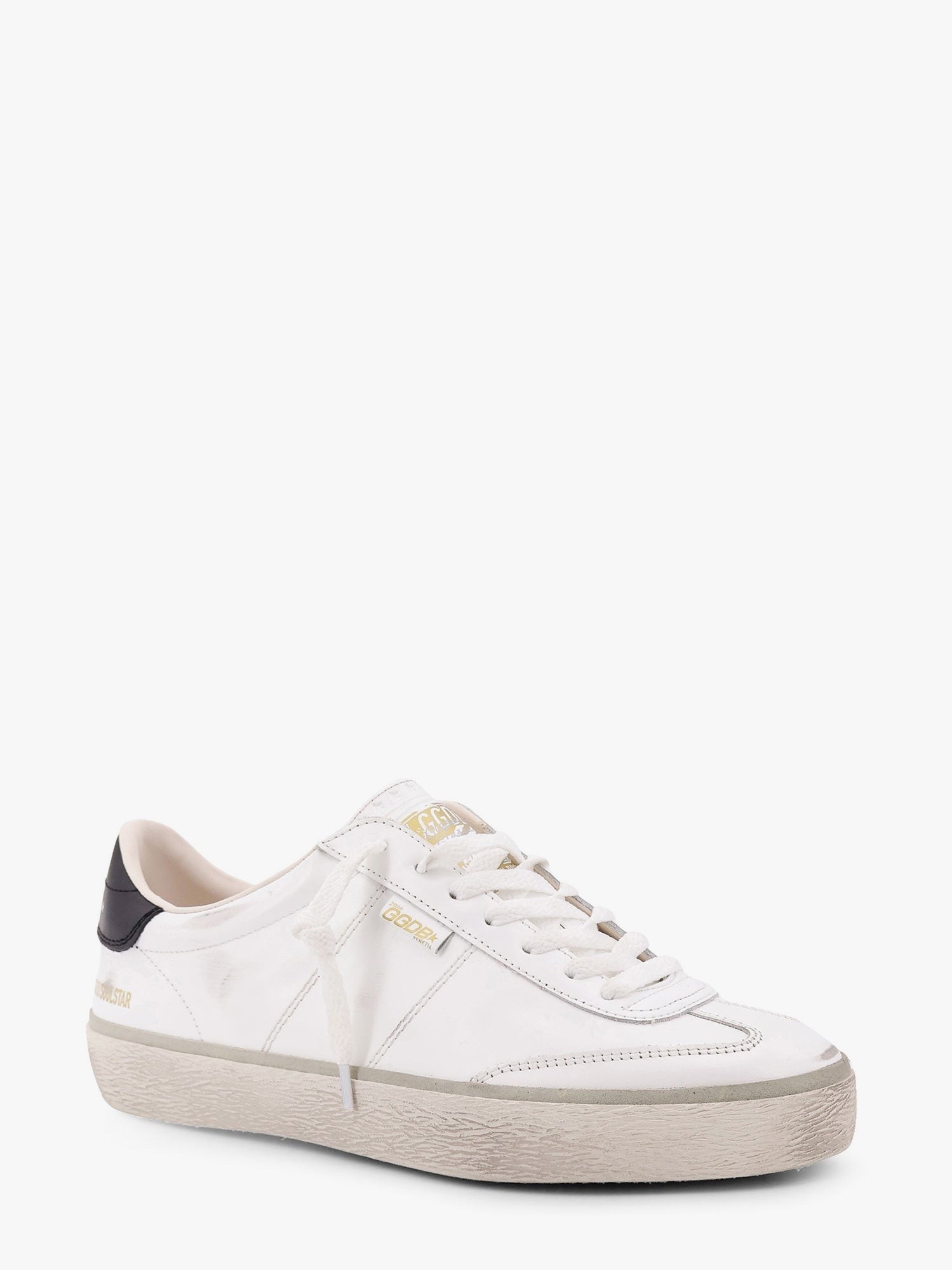 Golden Goose Deluxe Brand Leather low-top soul star sneakers with used effect