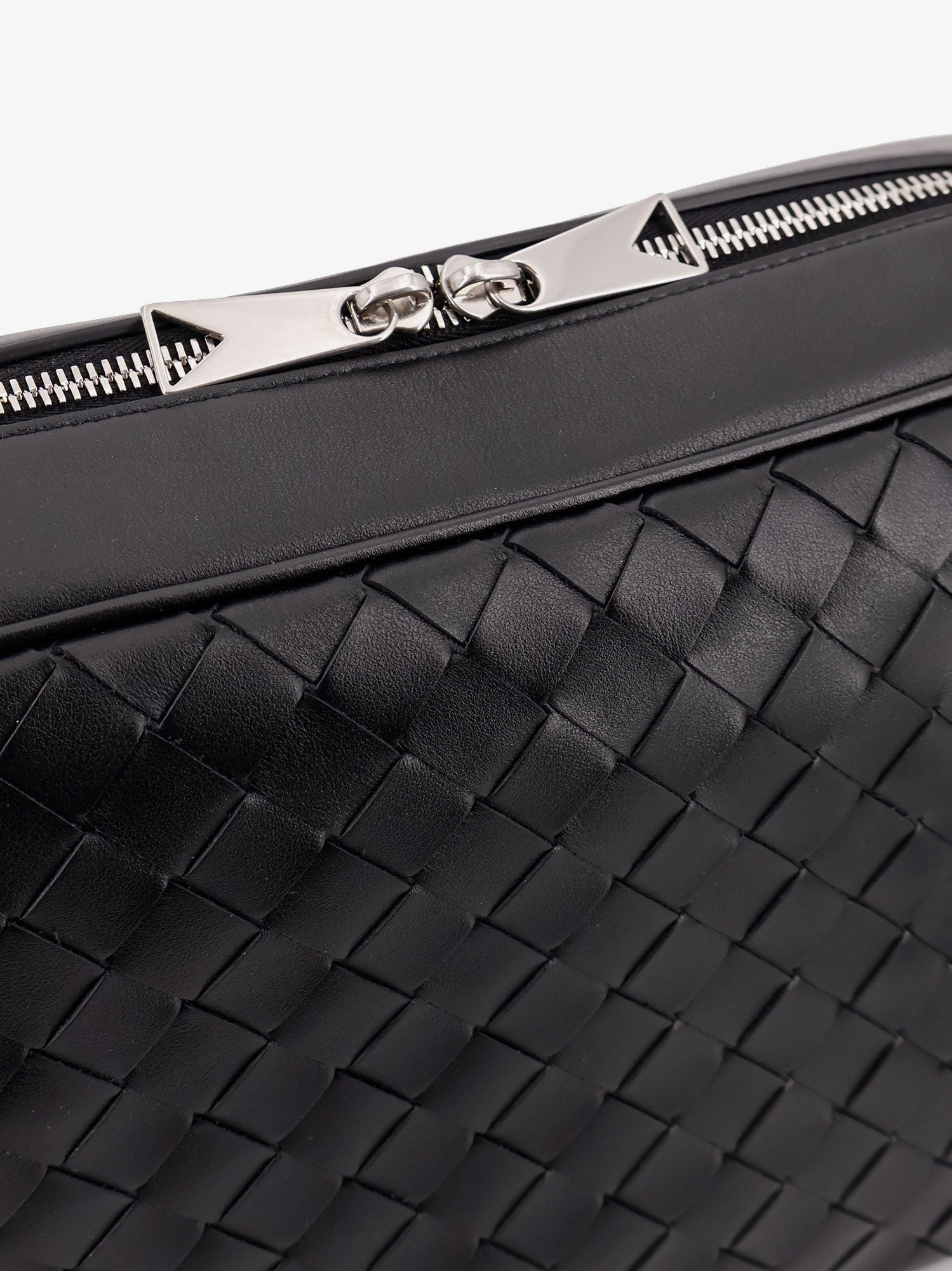 Bottega Veneta Skulderveske i skinn med Intrecciato-motiv