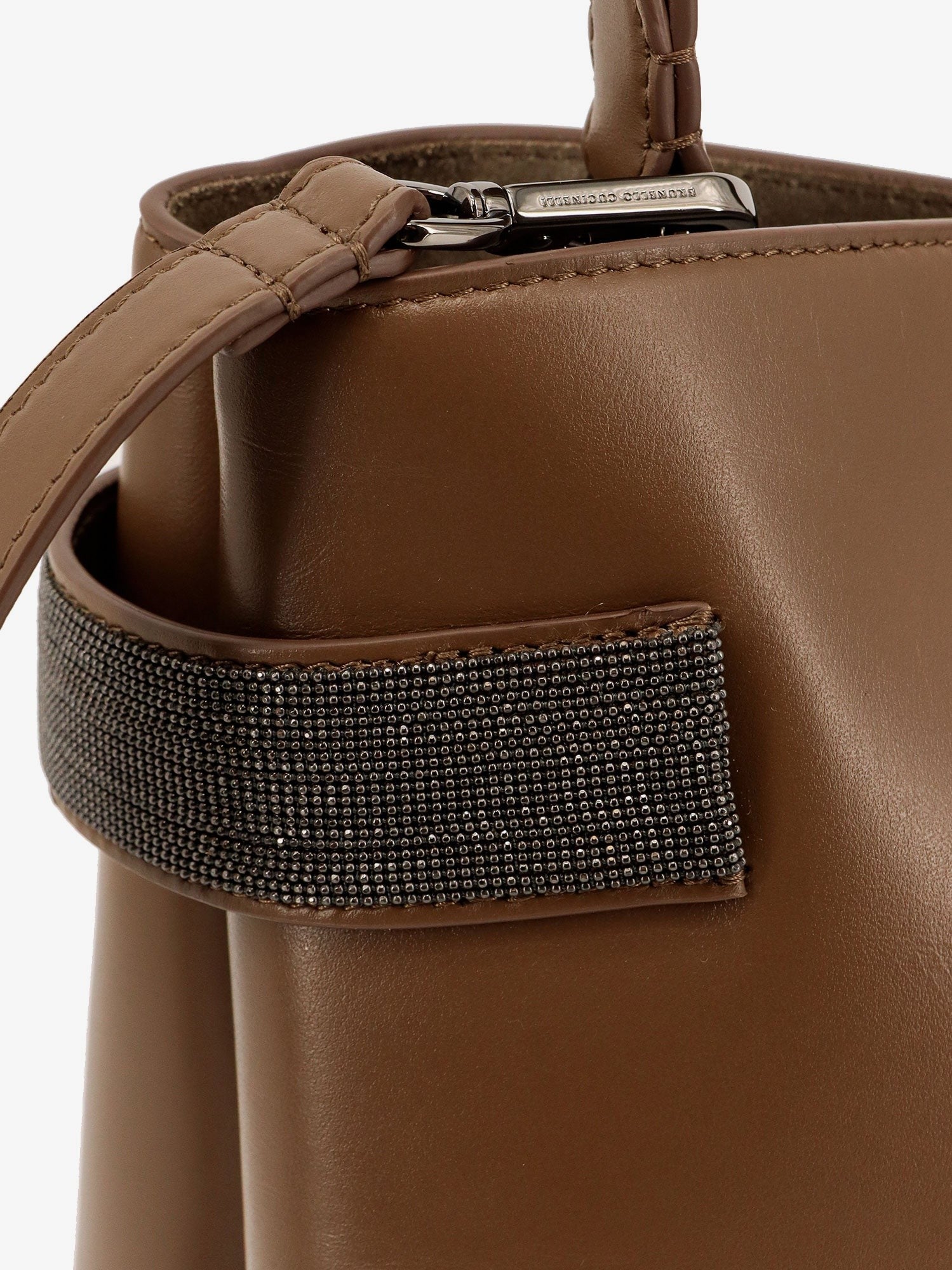 Brunello Cucinelli Bolso de hombro de cuero con detalle Monili