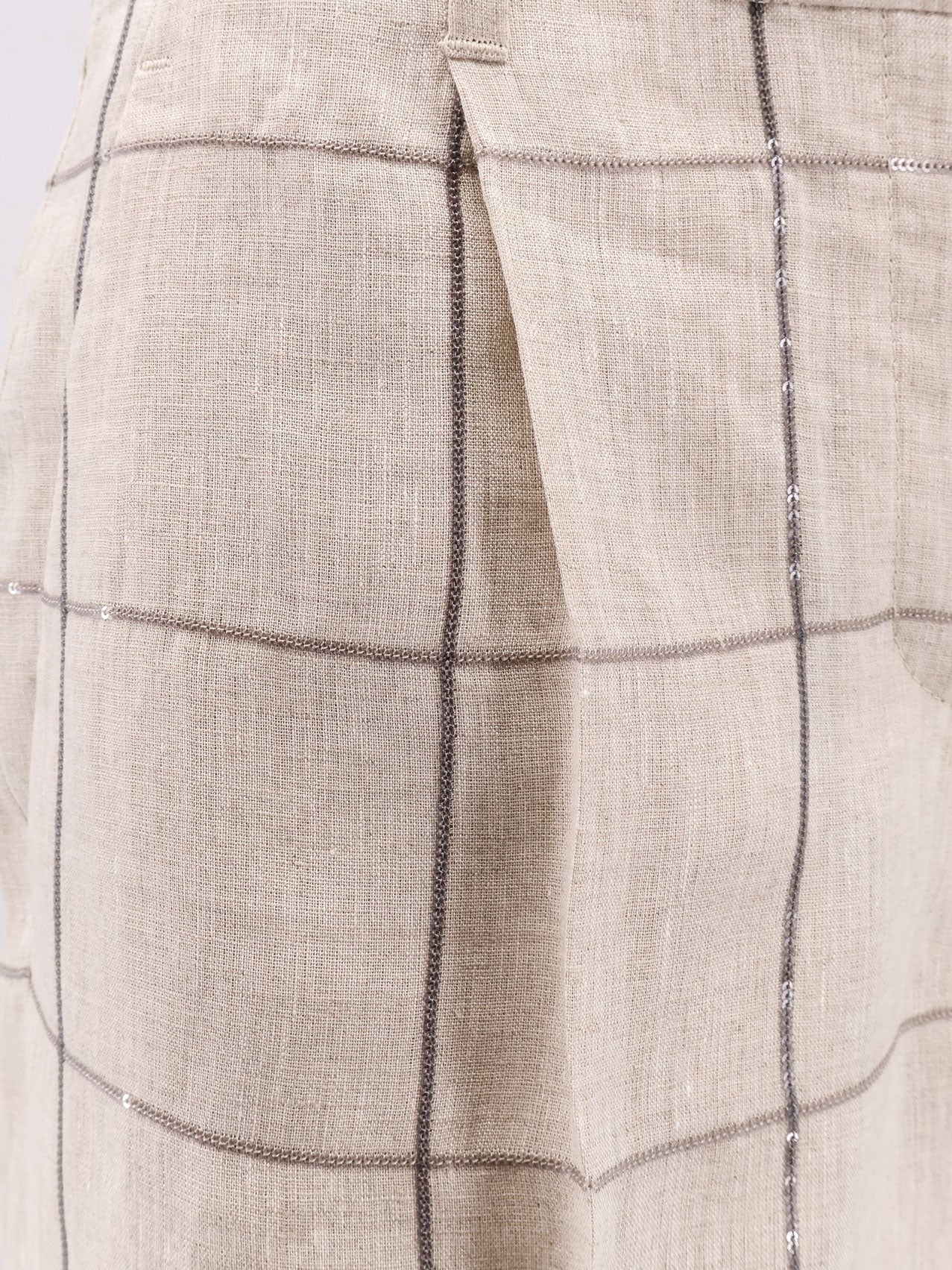 Brunello Cucinelli Shorts en lin avec broderie de sequins