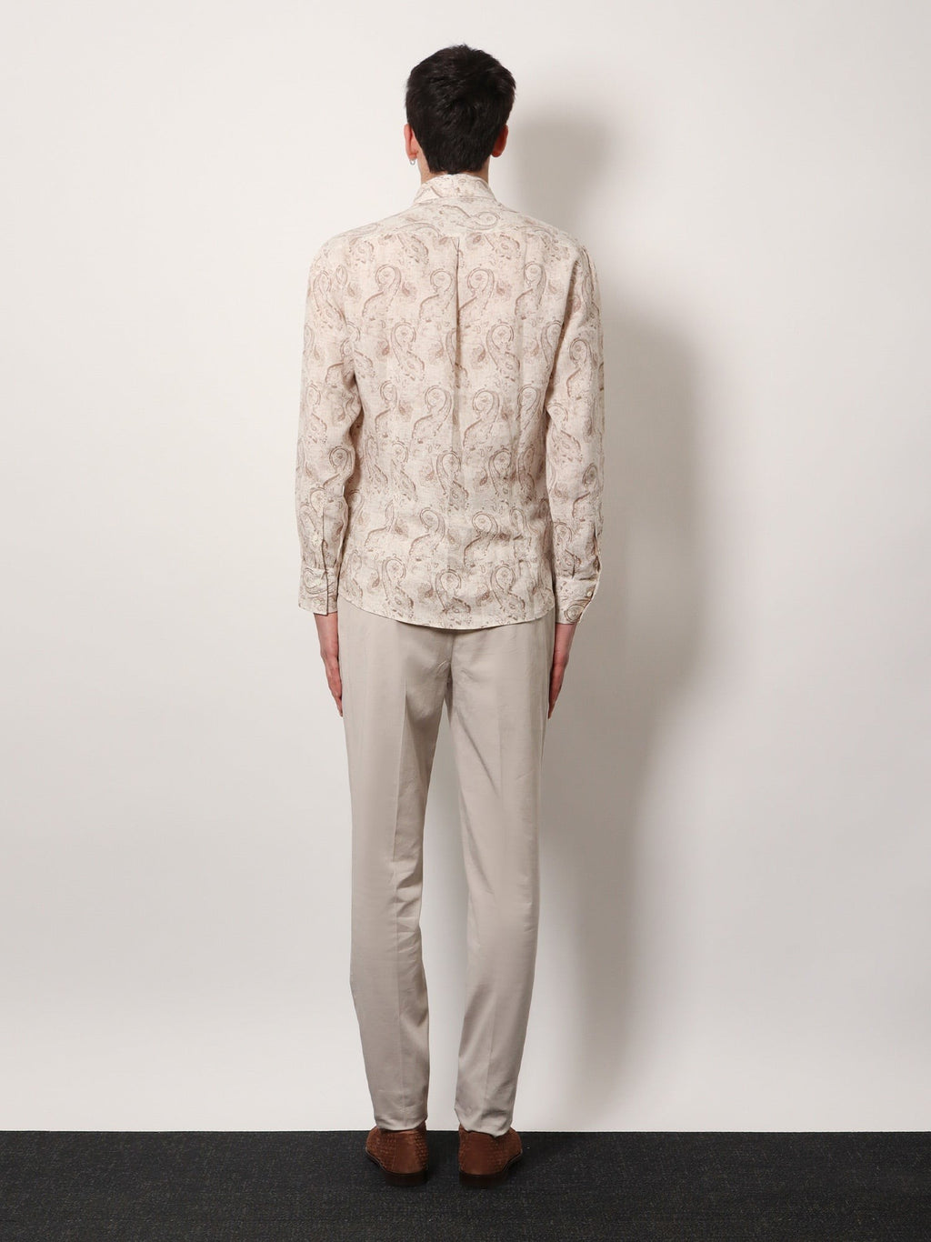 Brunello Cucinelli Λινό πουκάμισο στενής γραμμής με all-over στάμπα