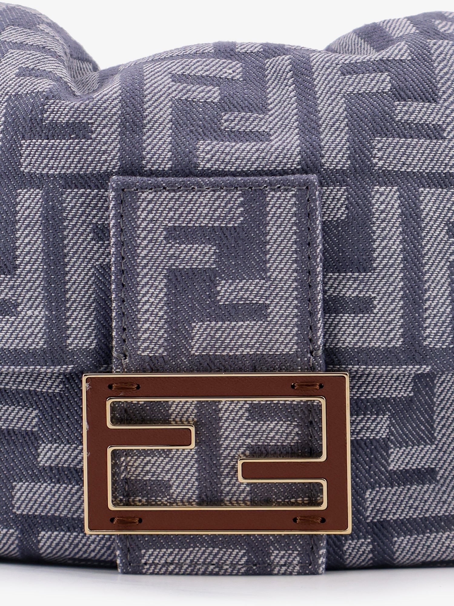 Fendi Mamma Baguette Kleine Crossbody-Tasche aus Leder