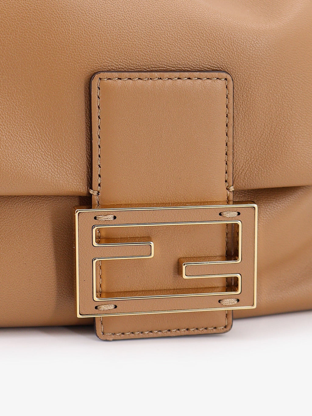 Fendi Mamma Baguette Kleine Crossbody-Tasche aus Leder