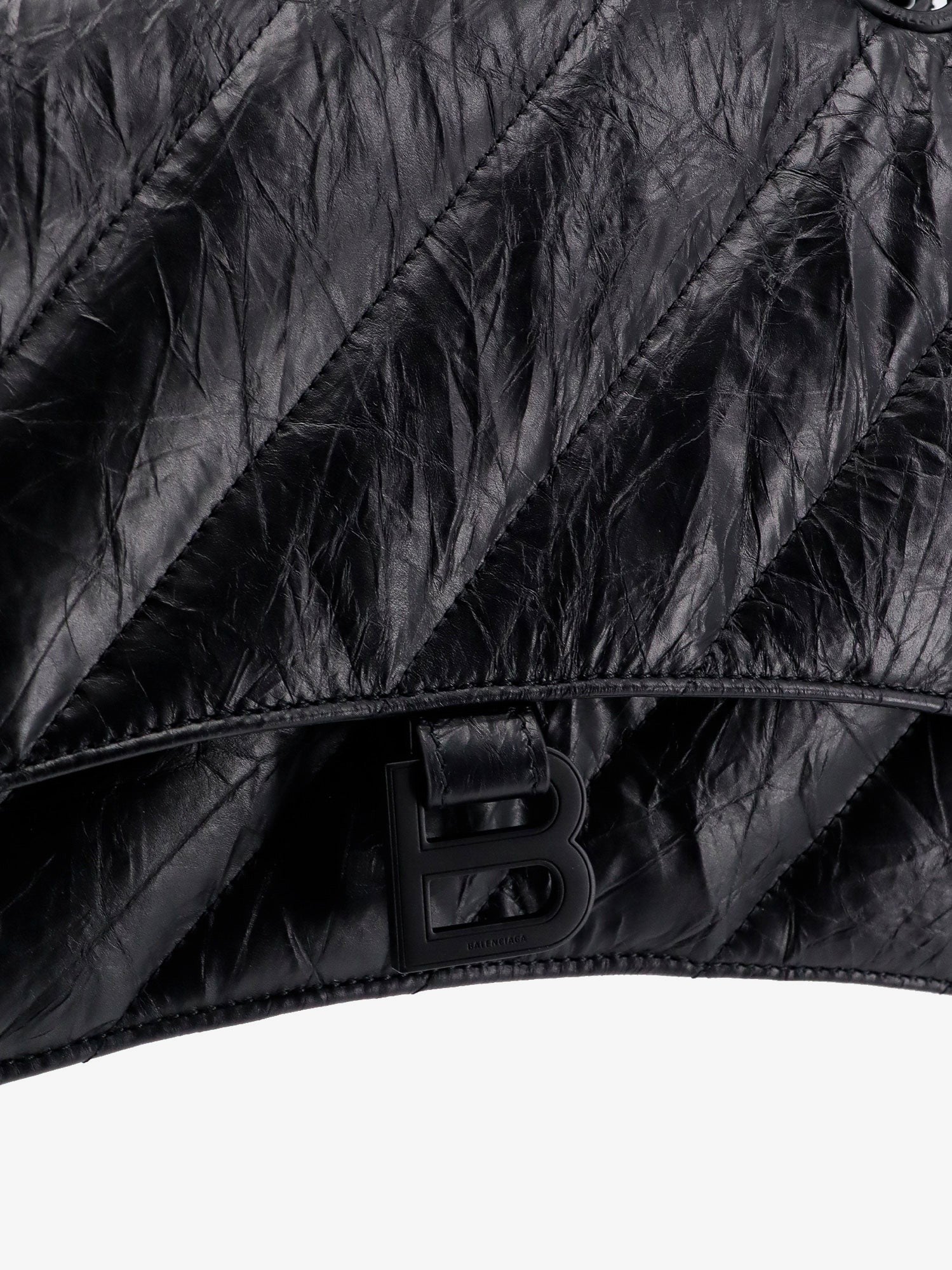 Balenciaga Matelassé skulderremveske i skinn med frontmonogram