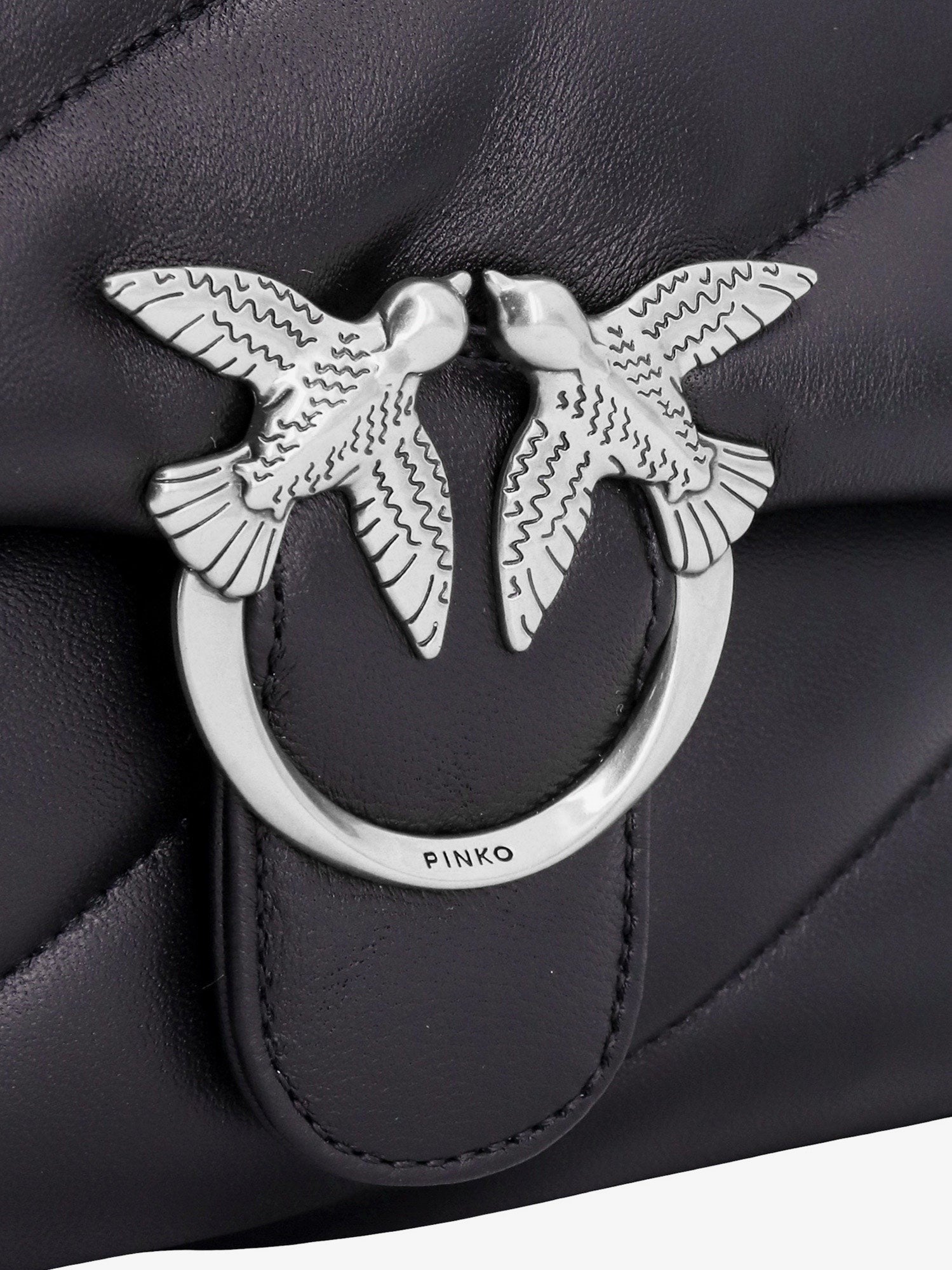 Pinko Matelassé leather shoulder bag with iconic love birds buckle