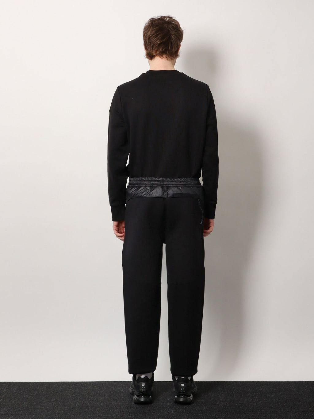 Moncler Pantalón de neopreno con detalles acolchados
