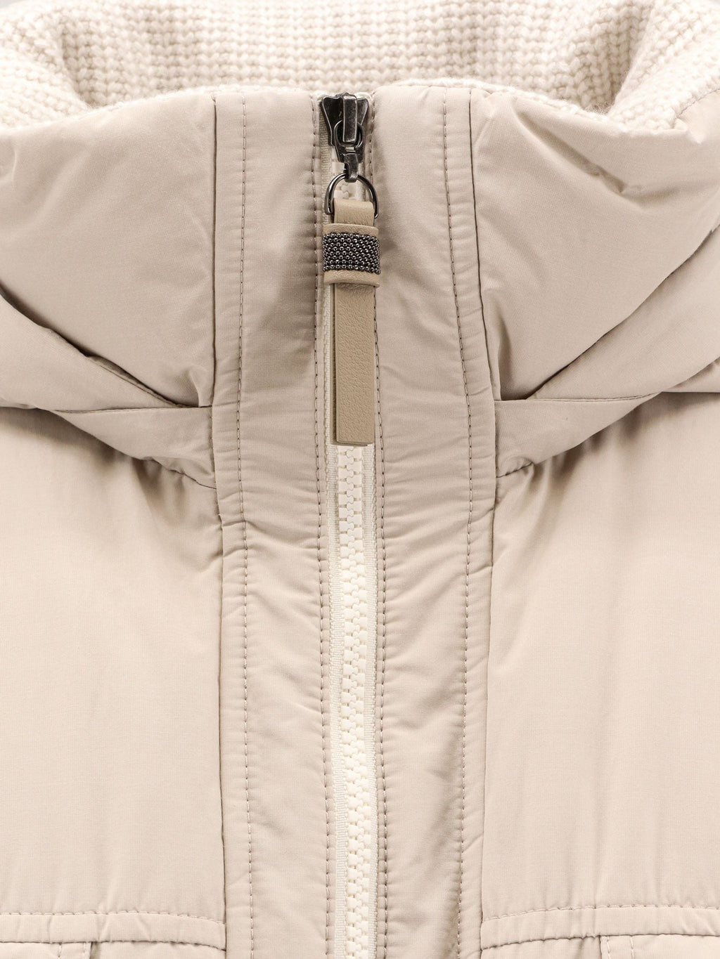 Brunello Cucinelli جاكيت مبطن بغطاء رأس من النايلون والقطن