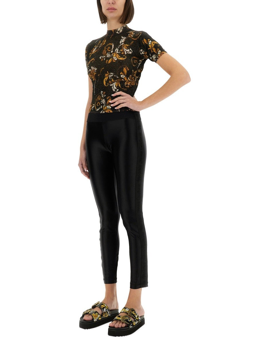 Versace Jeans Couture "OUTLINE BAROQUE" PLETENÉ TRIČKO