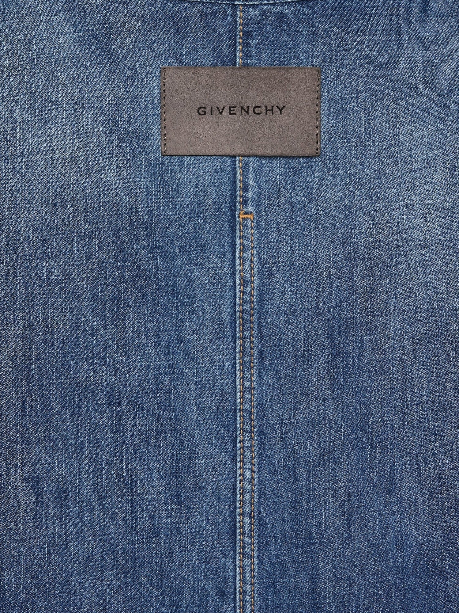 Givenchy قميص دنيم اوفرشيرت