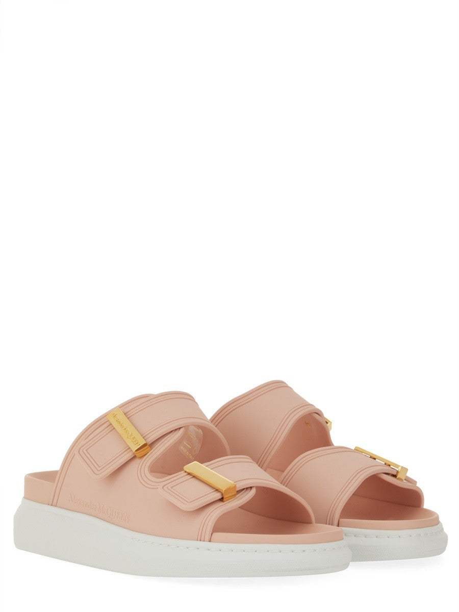 [ALEXANDER MCQUEEN] ハイブリッド オーバーサイズ サンダル Alexander Mcqueen オーバーサイズハイブリッドサンダル – MoonFits