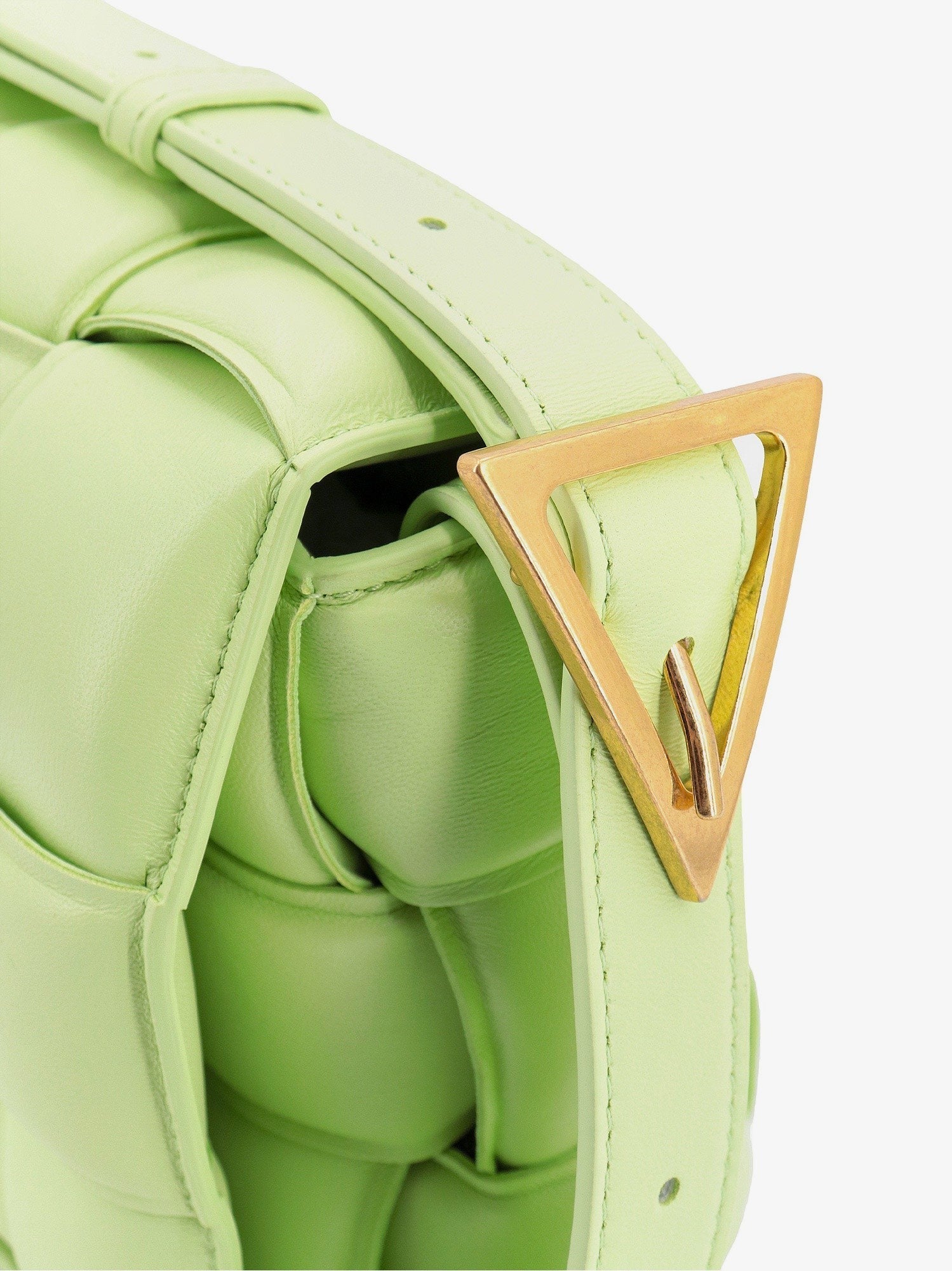 Bottega Veneta Gepolsterte Kassettentasche aus Leder