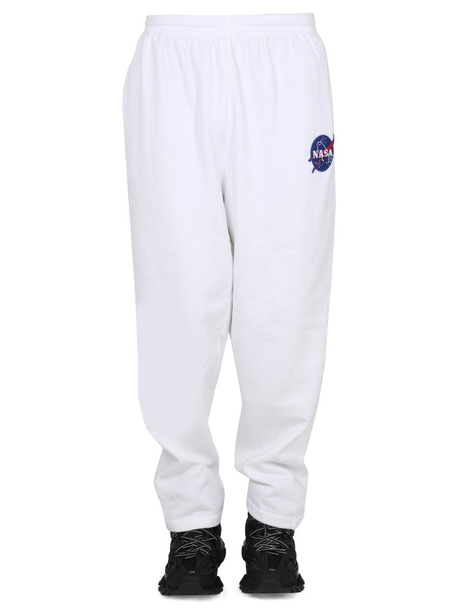 Balenciaga PANTALONE JOGGER CON PATCH