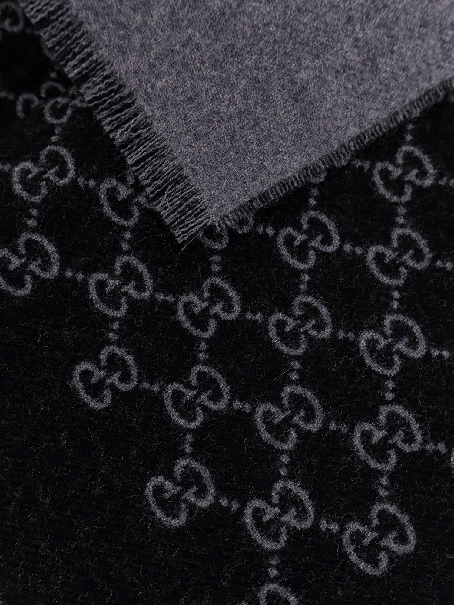 Gucci Reversible jacquard wool scarf