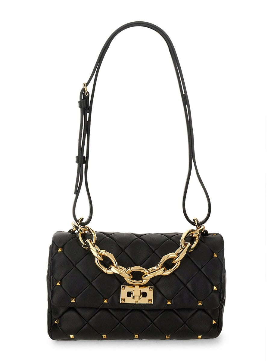 Valentino Garavani ROCKSTUD SPIKE ΜΙΚΡΗ ΤΣΑΝΤΑ ΩΜΟΥ