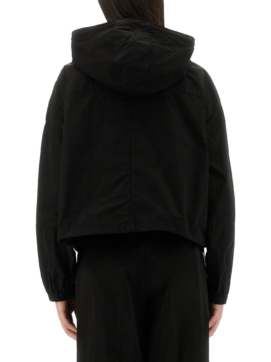 正規店買付★MONCLER SAUVAN フーデッドパーカ 楽天市場】【8/15～18限定・最大2万円OFFクーポン配布中