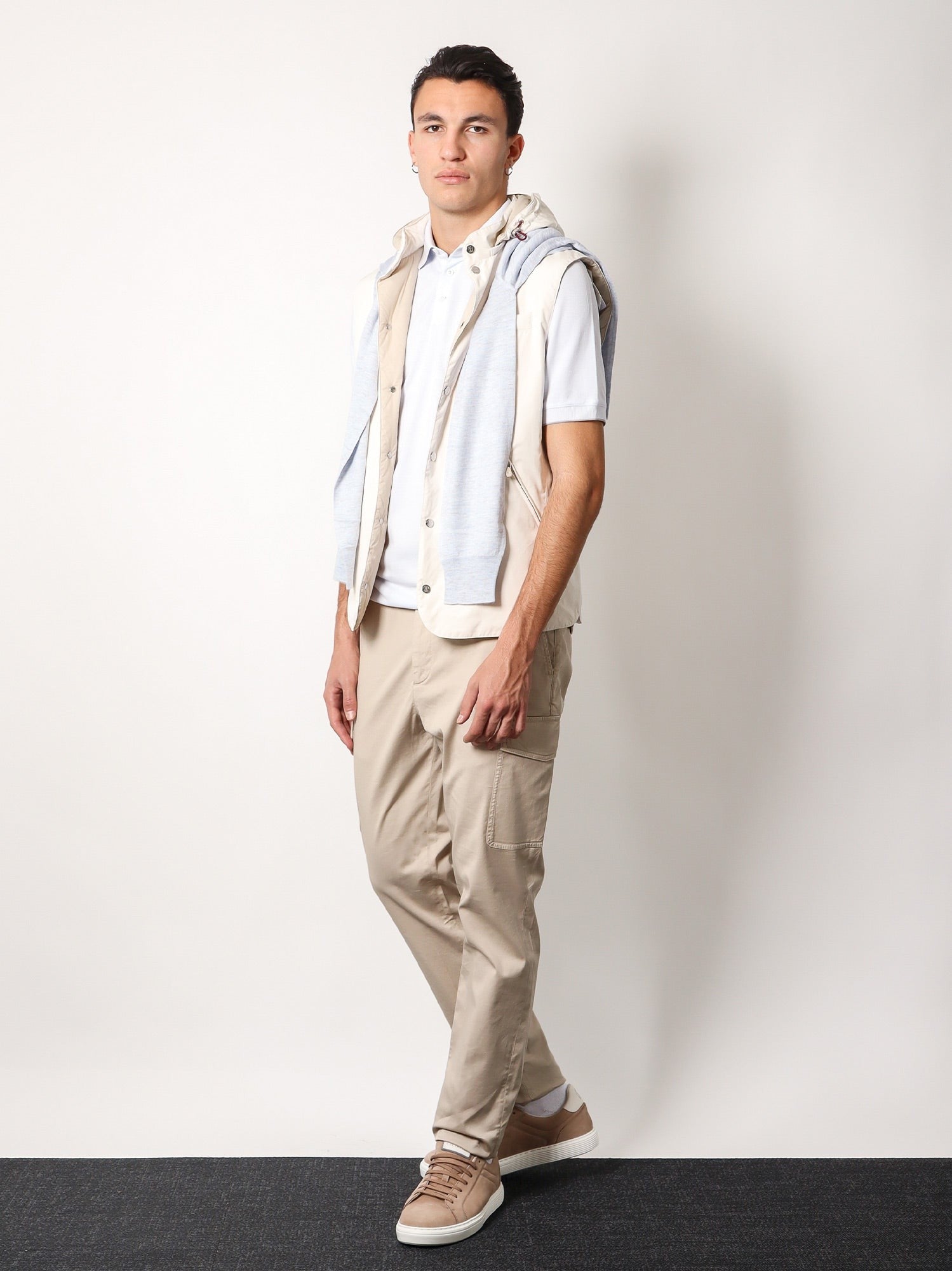 Brunello Cucinelli Ärmellose Jacke mit abnehmbarer Kapuze