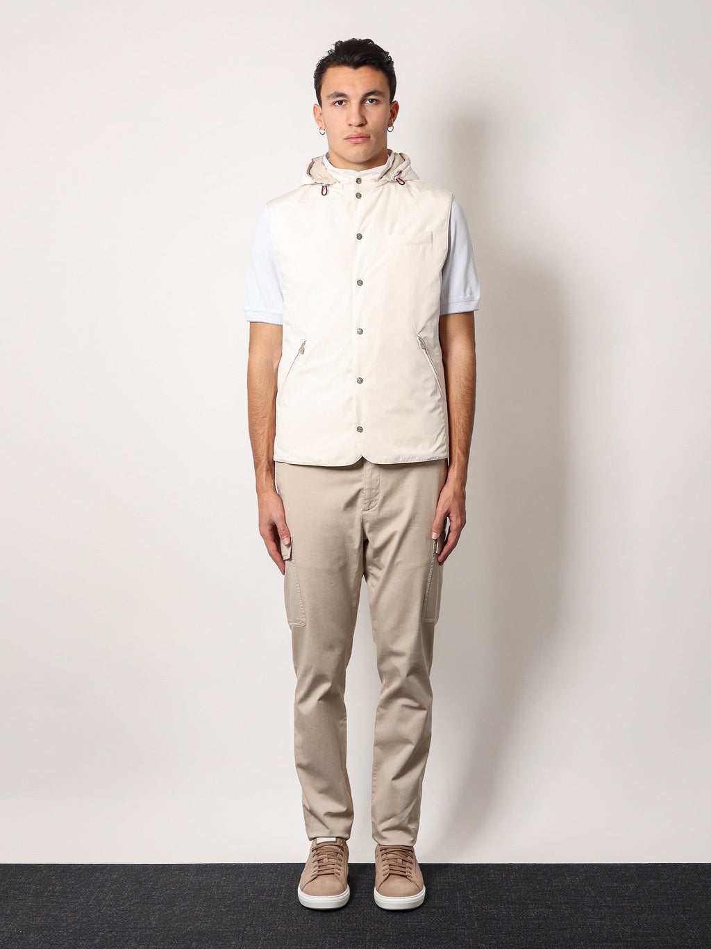 Brunello Cucinelli Ärmellose Jacke mit abnehmbarer Kapuze