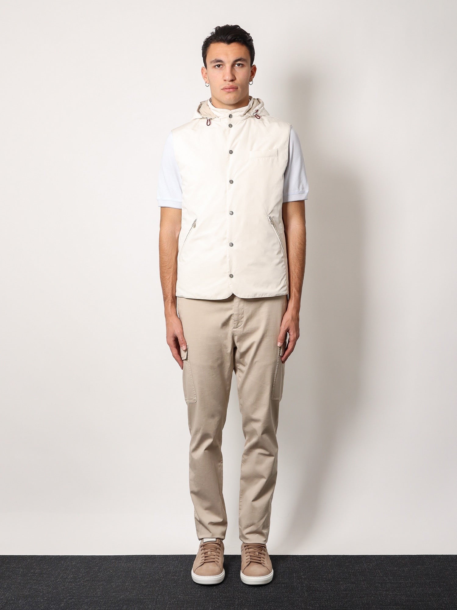 Brunello Cucinelli Ärmellose Jacke mit abnehmbarer Kapuze