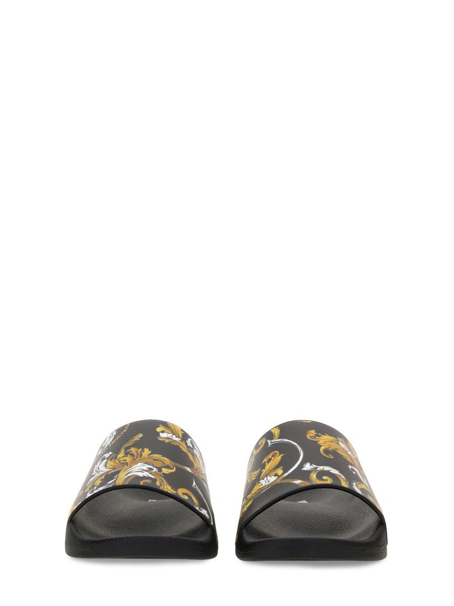 Versace Jeans Couture NAZOUVACÍ SANDÁL S LOGEM