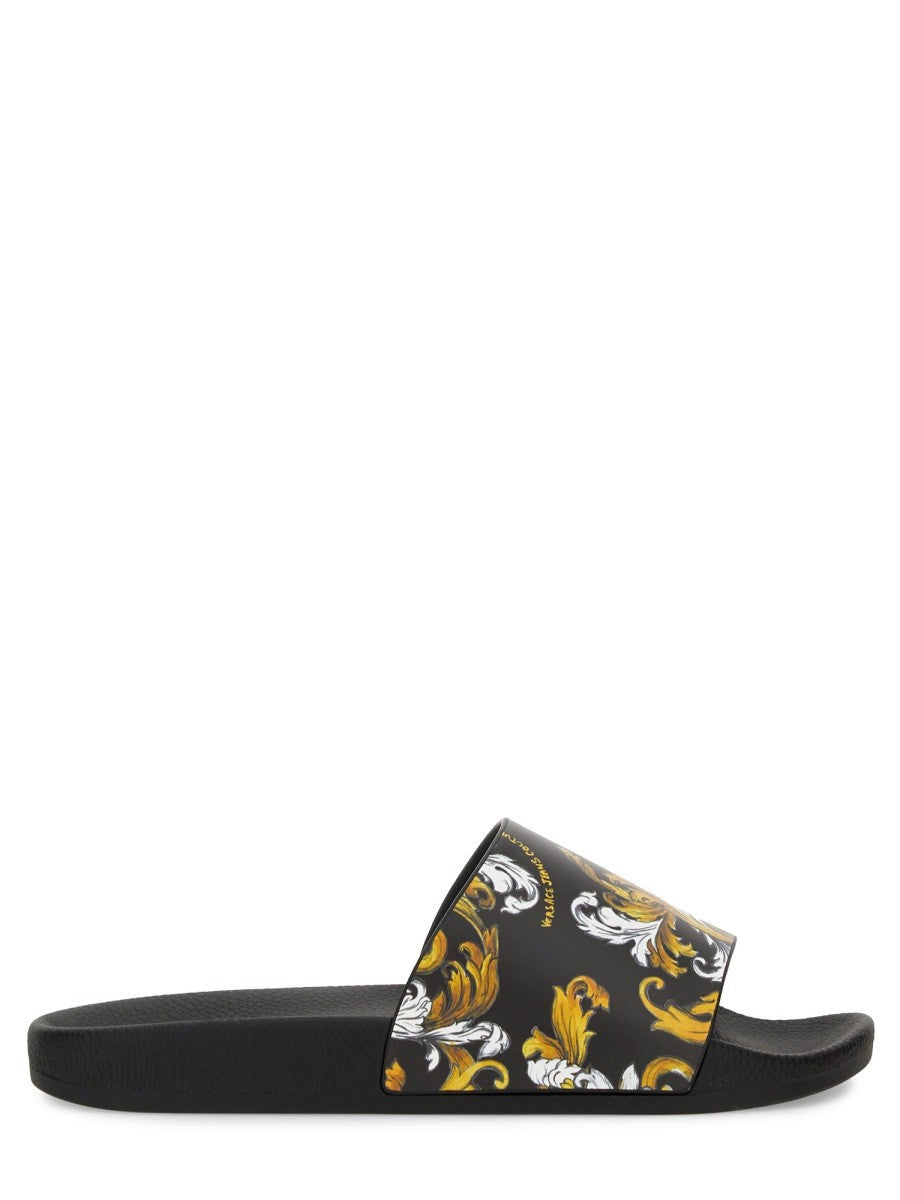 Versace Jeans Couture NAZOUVACÍ SANDÁL S LOGEM