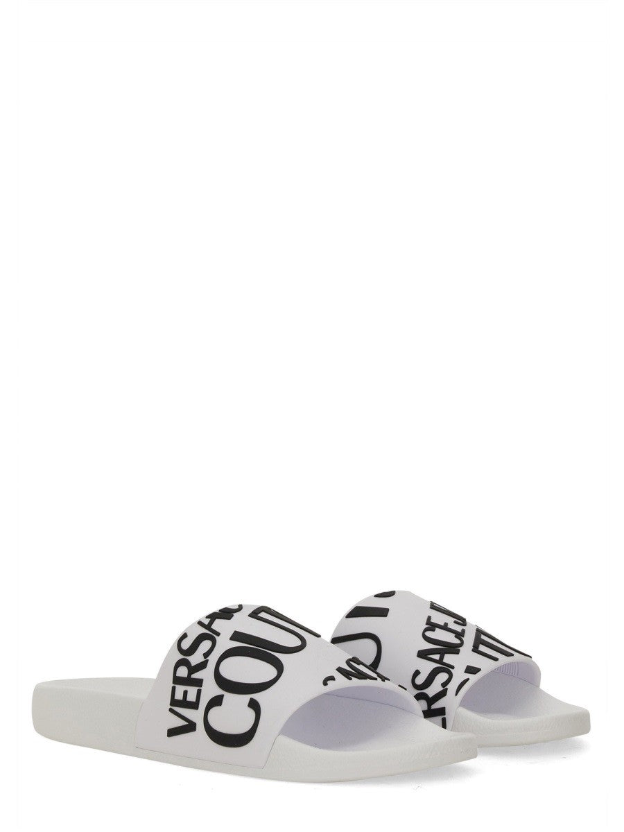 Versace Jeans Couture BADESANDALE MIT LOGO