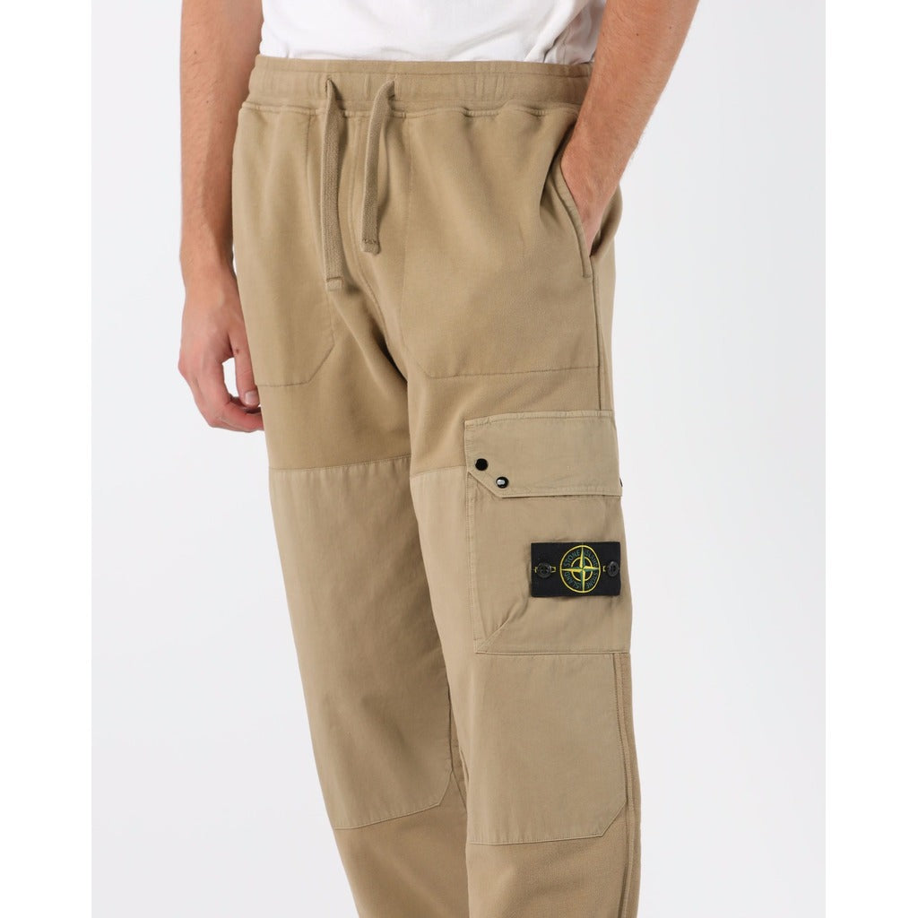 Back view of the Stone Island beige cotton cargo trousers