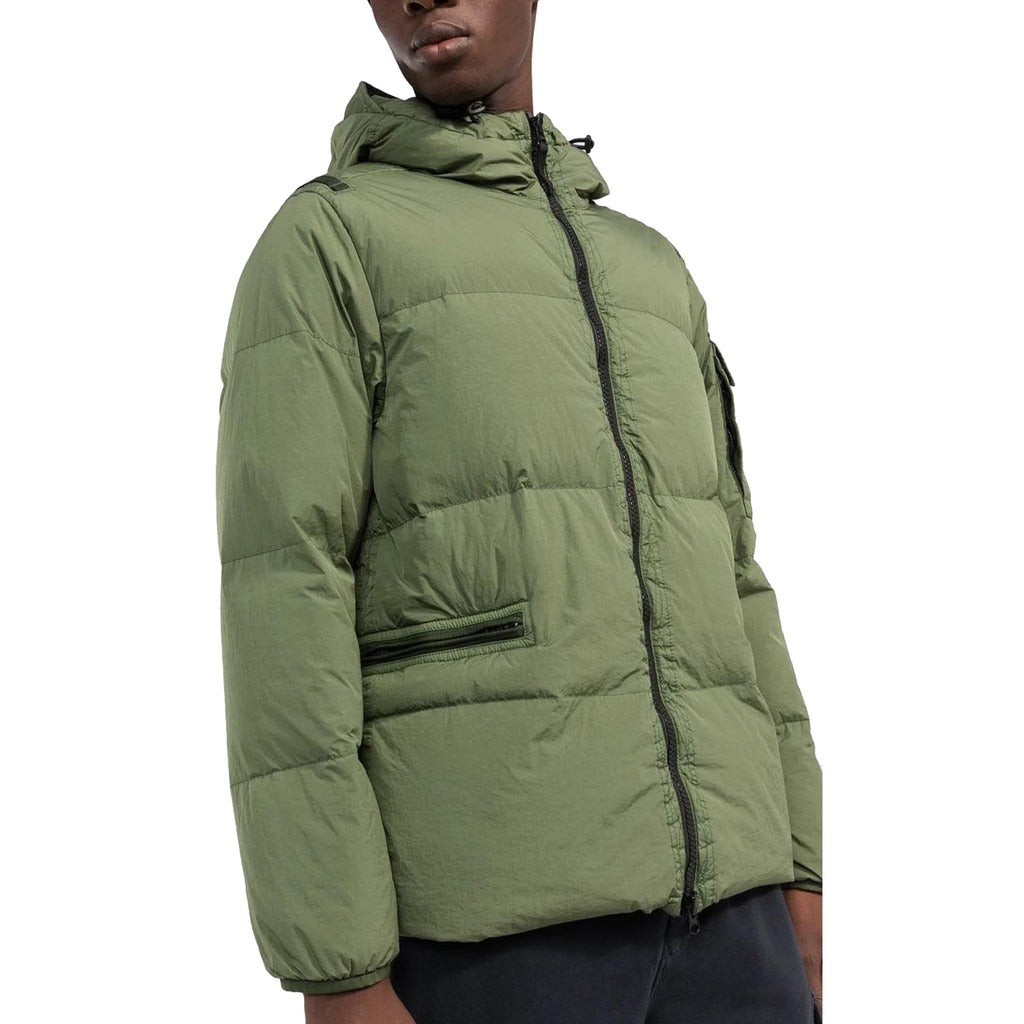 Detail of the drawstring hood on the Stone Island green down jacket.
