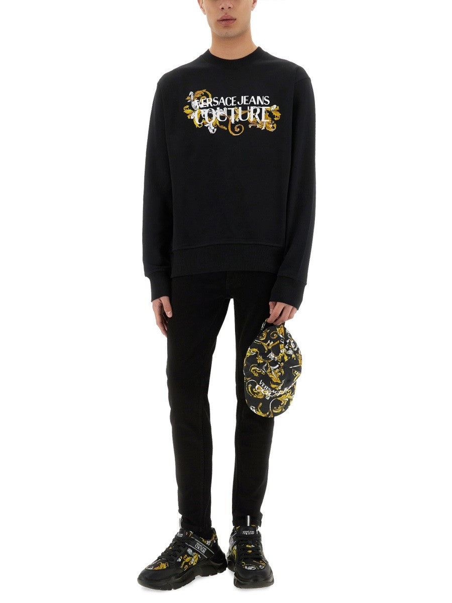Versace Jeans Couture SWEATSHIRT MIT BAROCK OUTLINE LOGO